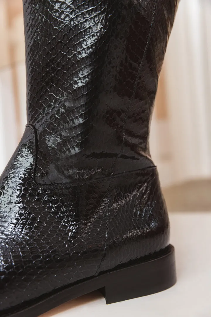 Bottes cavalières Maddie noires croco vernies