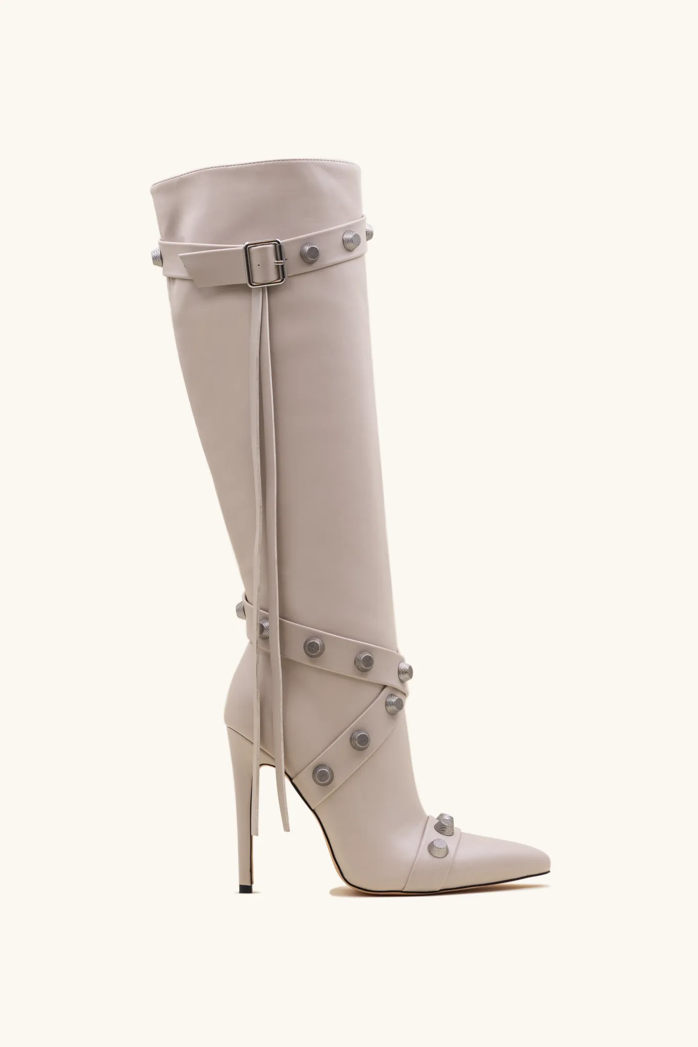 Bottes ornées de clous beige