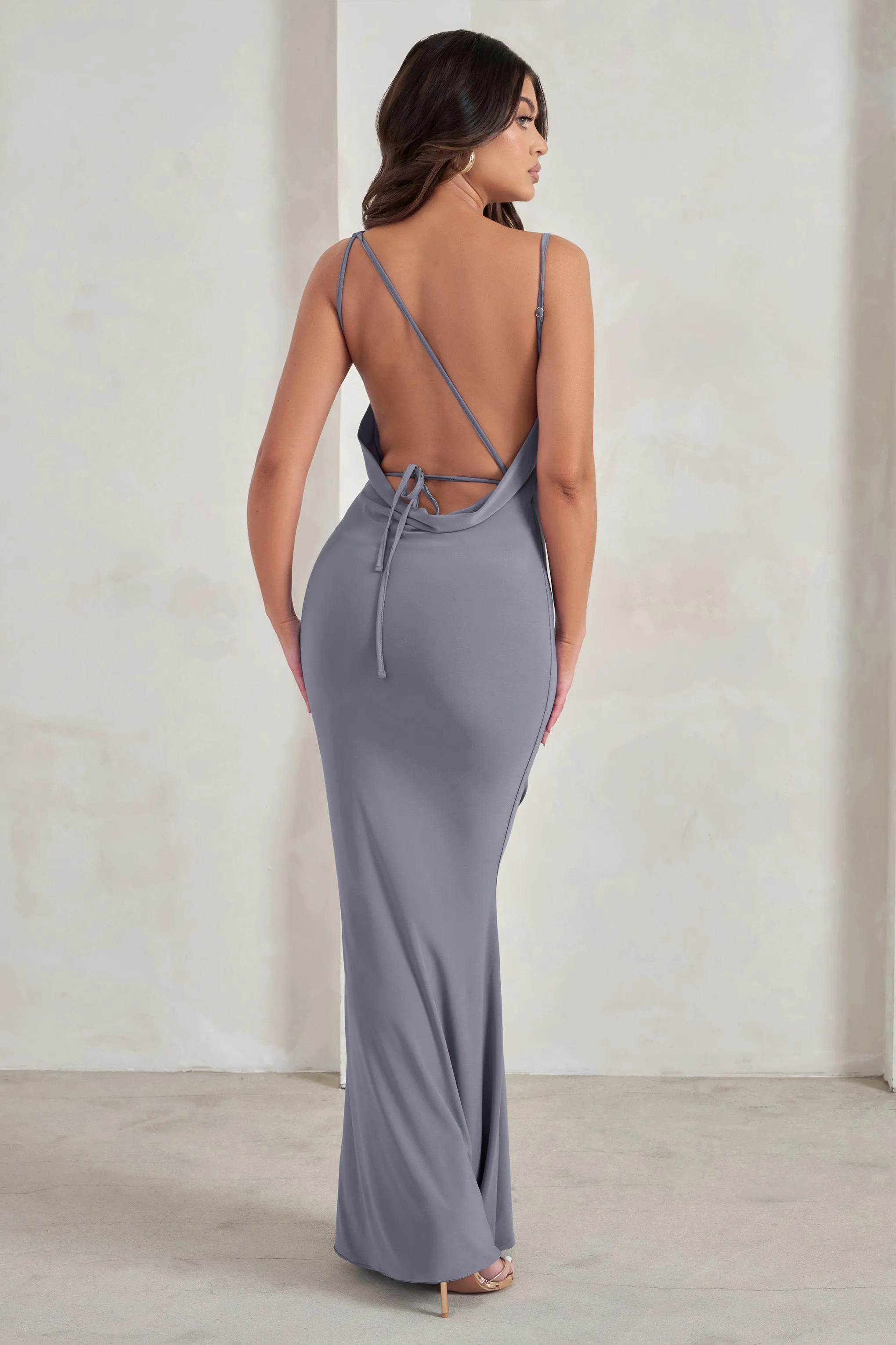 Corinne | Robe longue asymétrique grise à col bénitier et dos nu