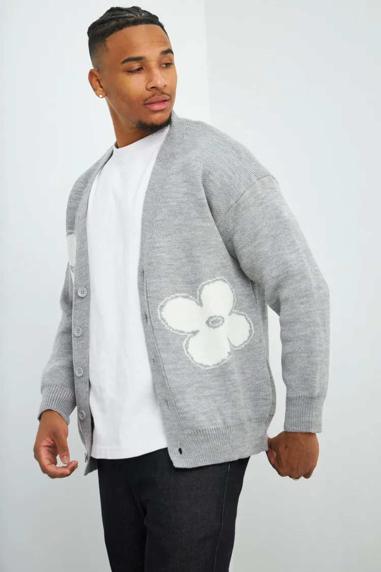 Gilet gris à fleurs