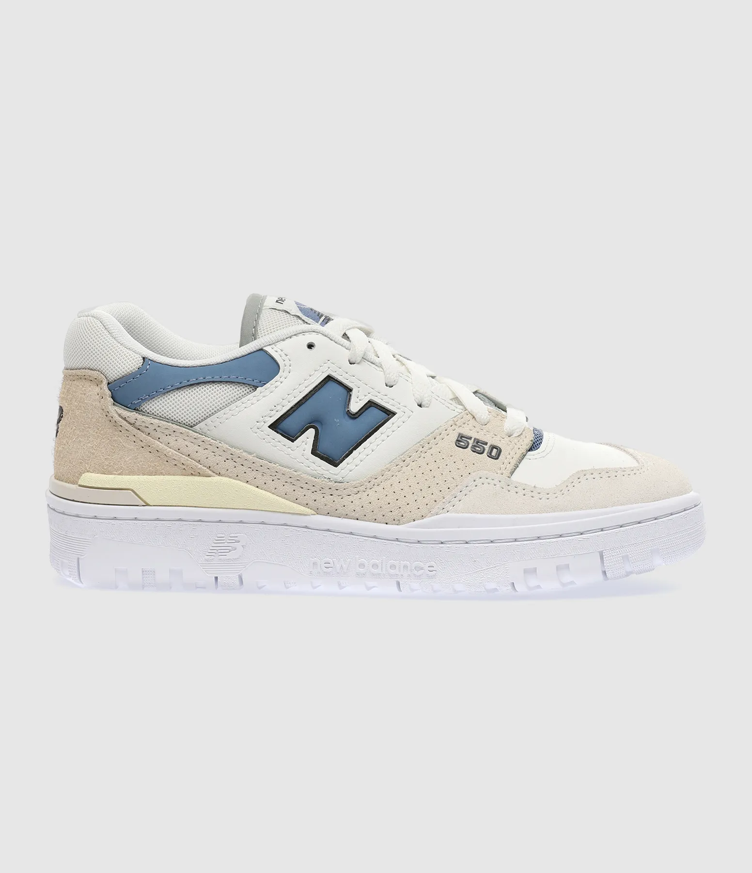 NEW BALANCE Partager  Baskets 550 Sea Salt  