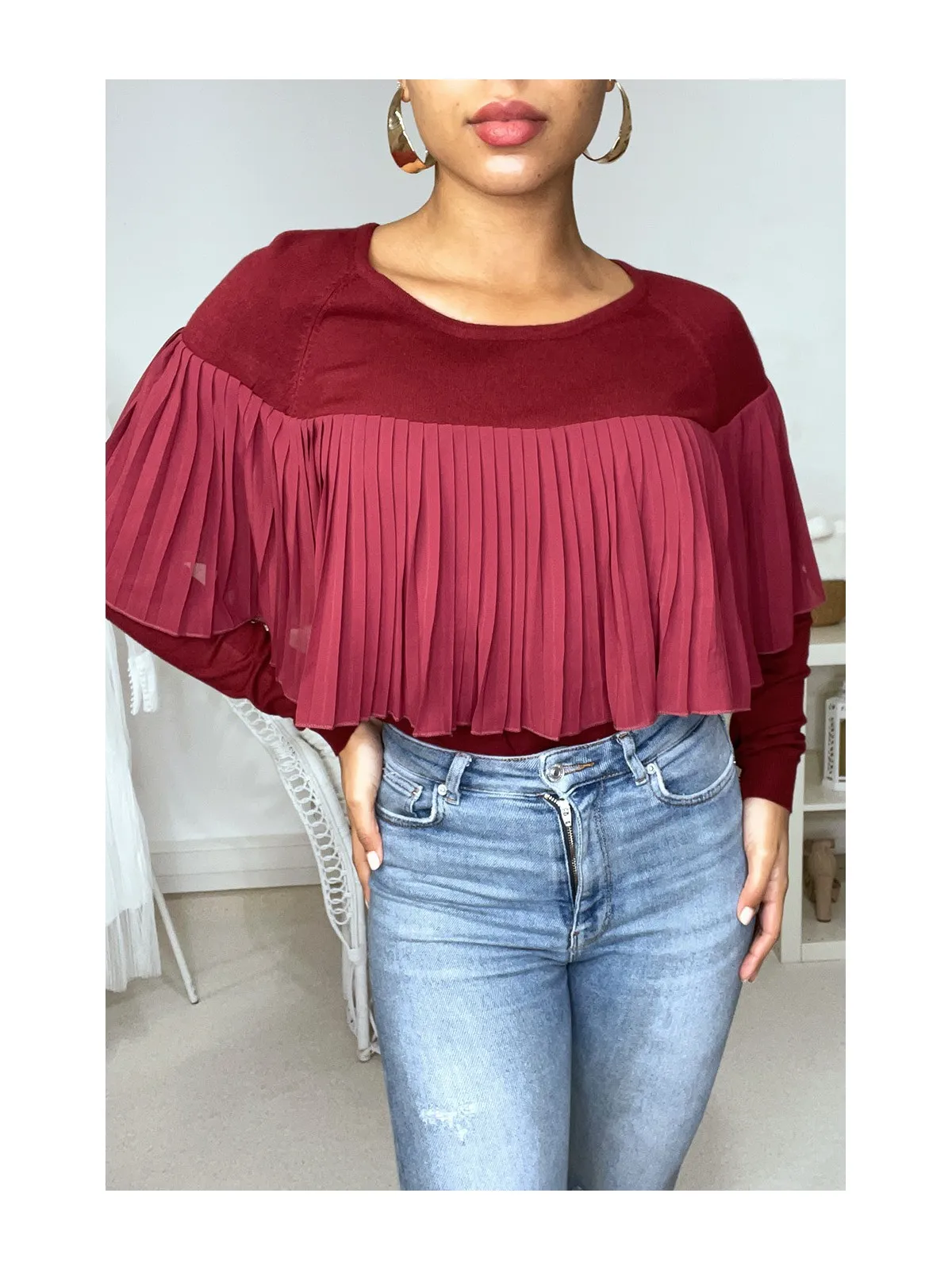 Pull bordeaux bi matière à volant plissé