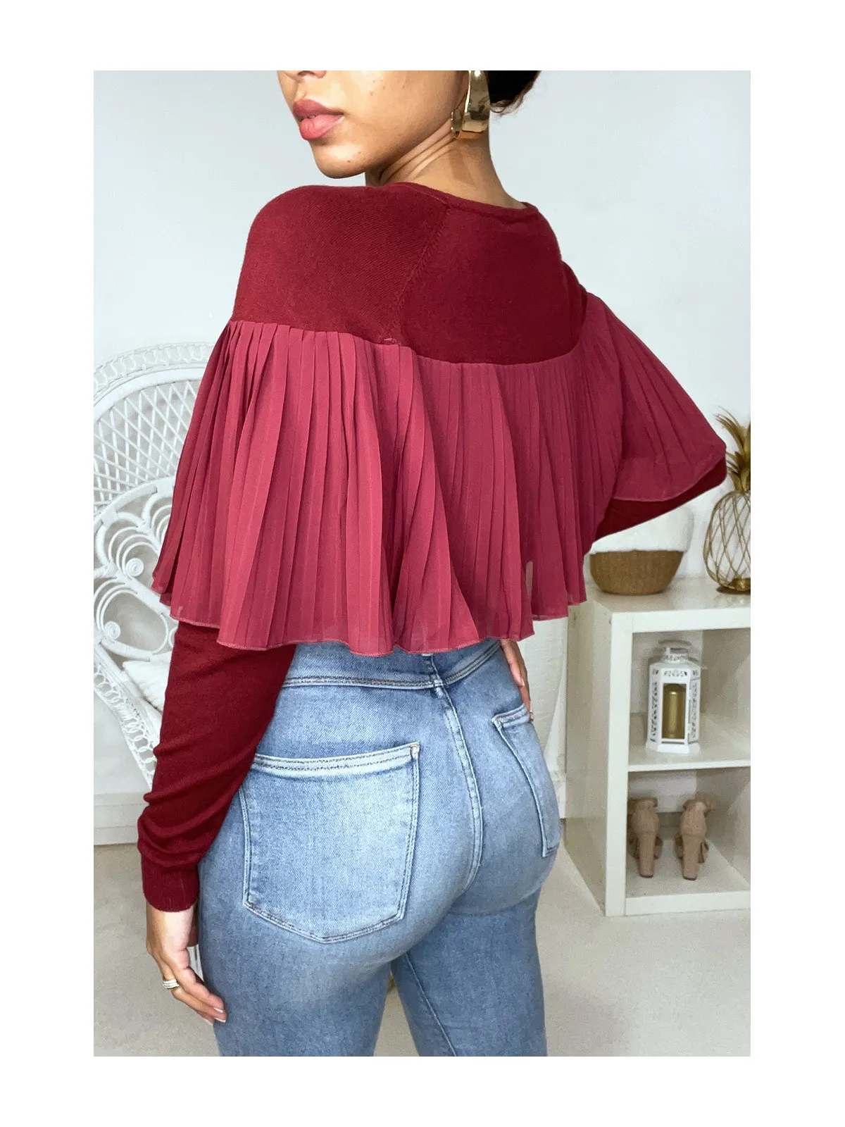 Pull bordeaux bi matière à volant plissé