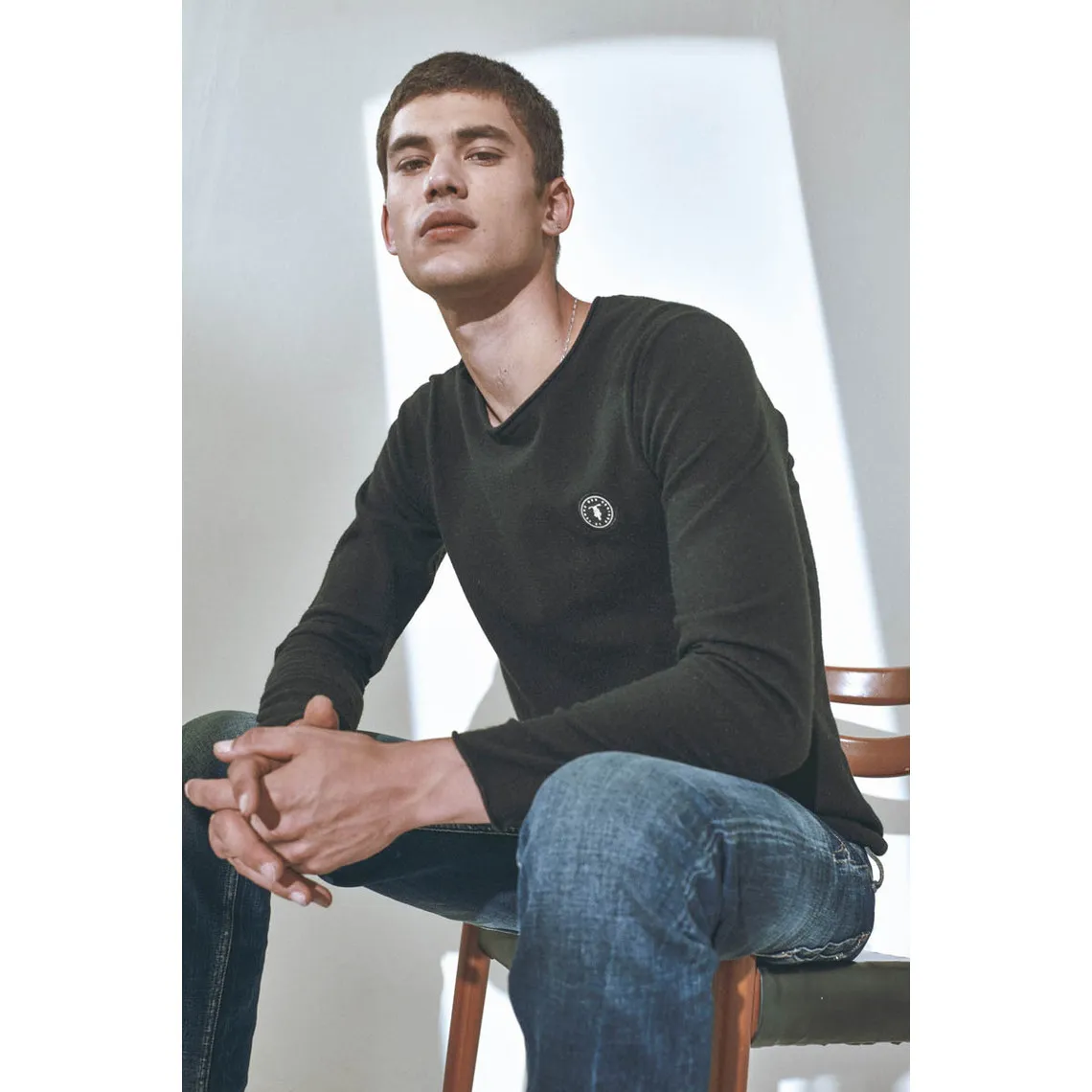 Pull Terry noir Le Temps des Cerises - Pull / Gilet / Sweatshirt Homme sur MenCorner