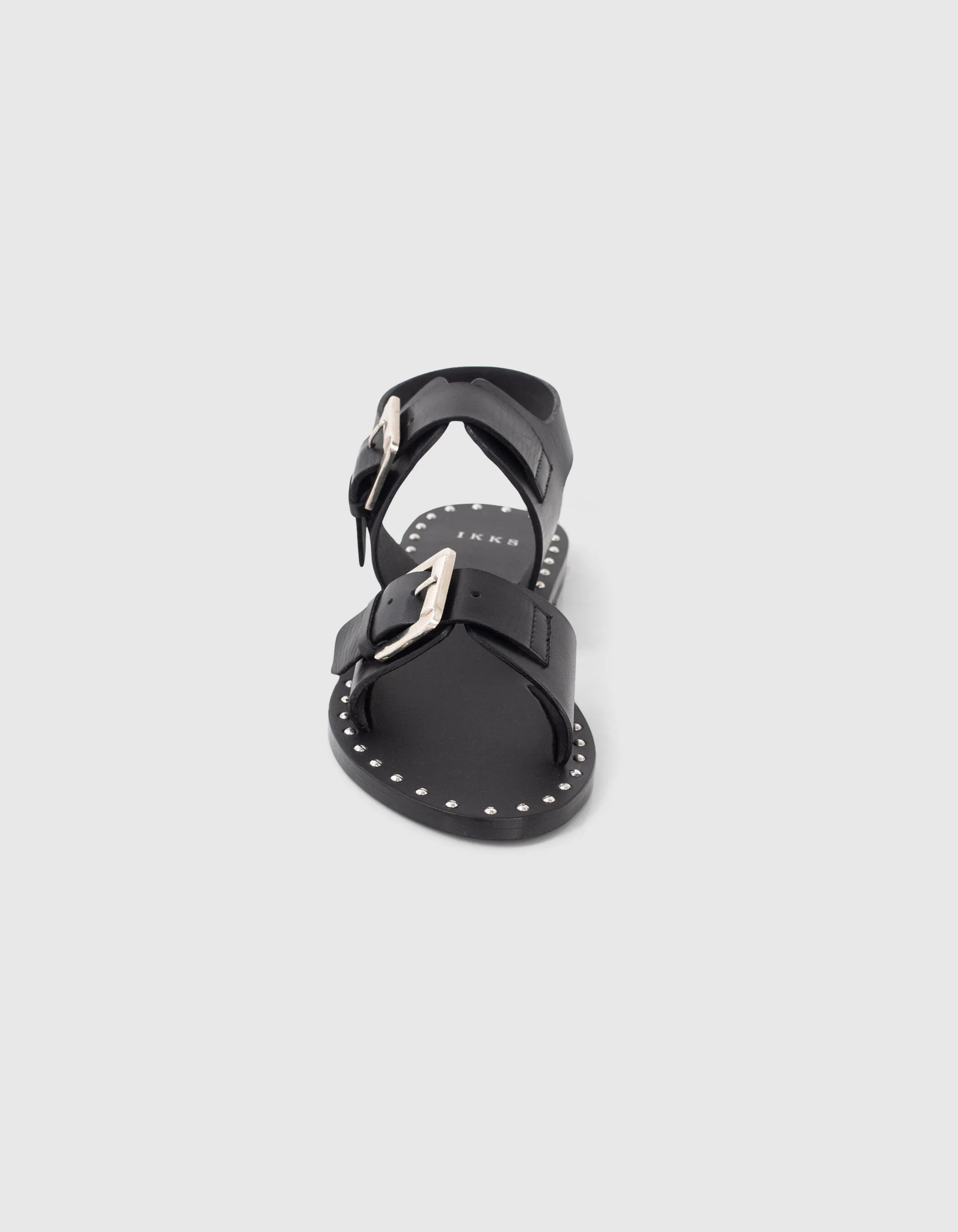 Sandales noires cuir double bride trépointe cloutée Femme